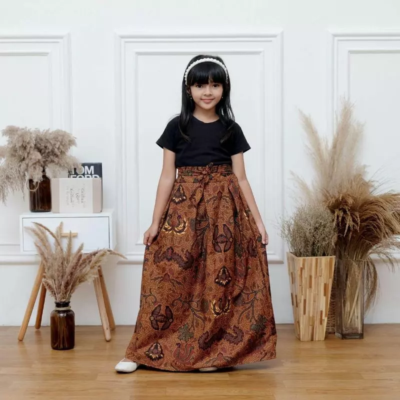 Batik dan Rok Anak