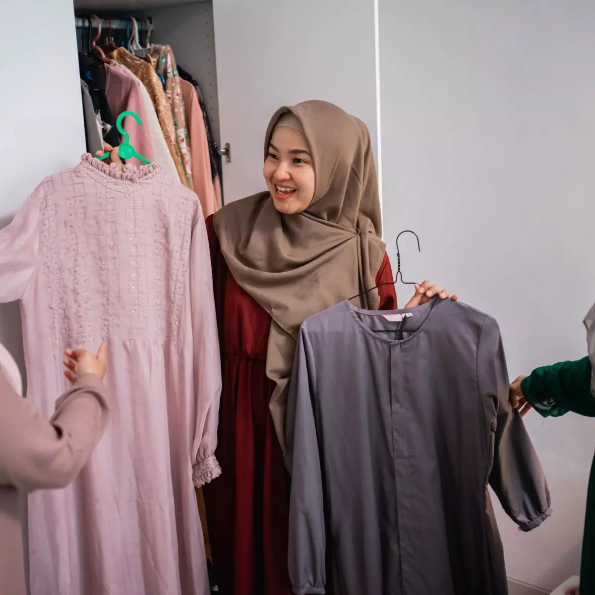 1. Pilih Tema Warna yang Serasi