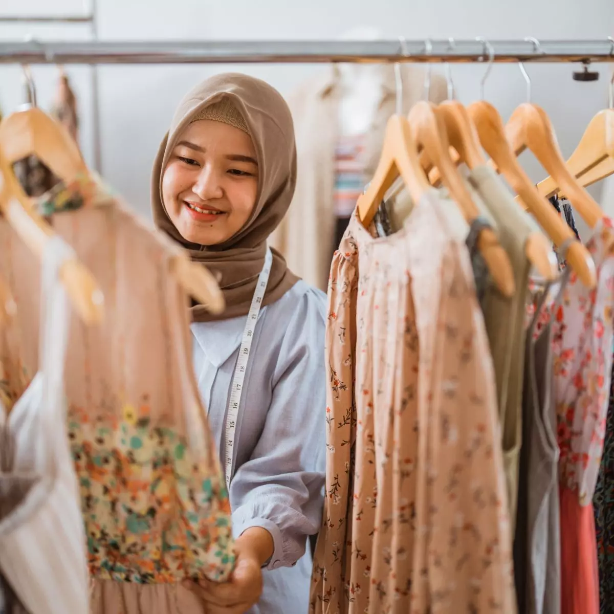 Mengapa Ramadan adalah Waktu yang Tepat untuk Memulai Bisnis Busana Muslim?