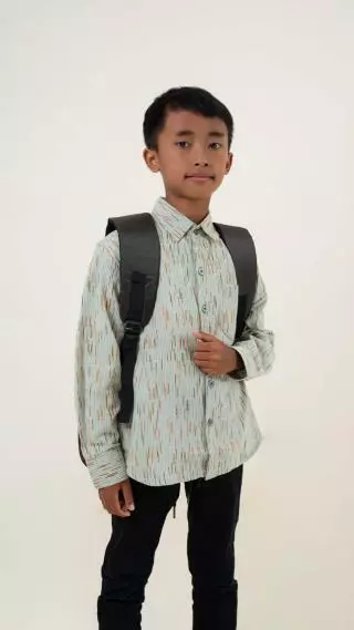 Kemeja Anak Yardriss Warna Lengan Panjang Motif I02-787