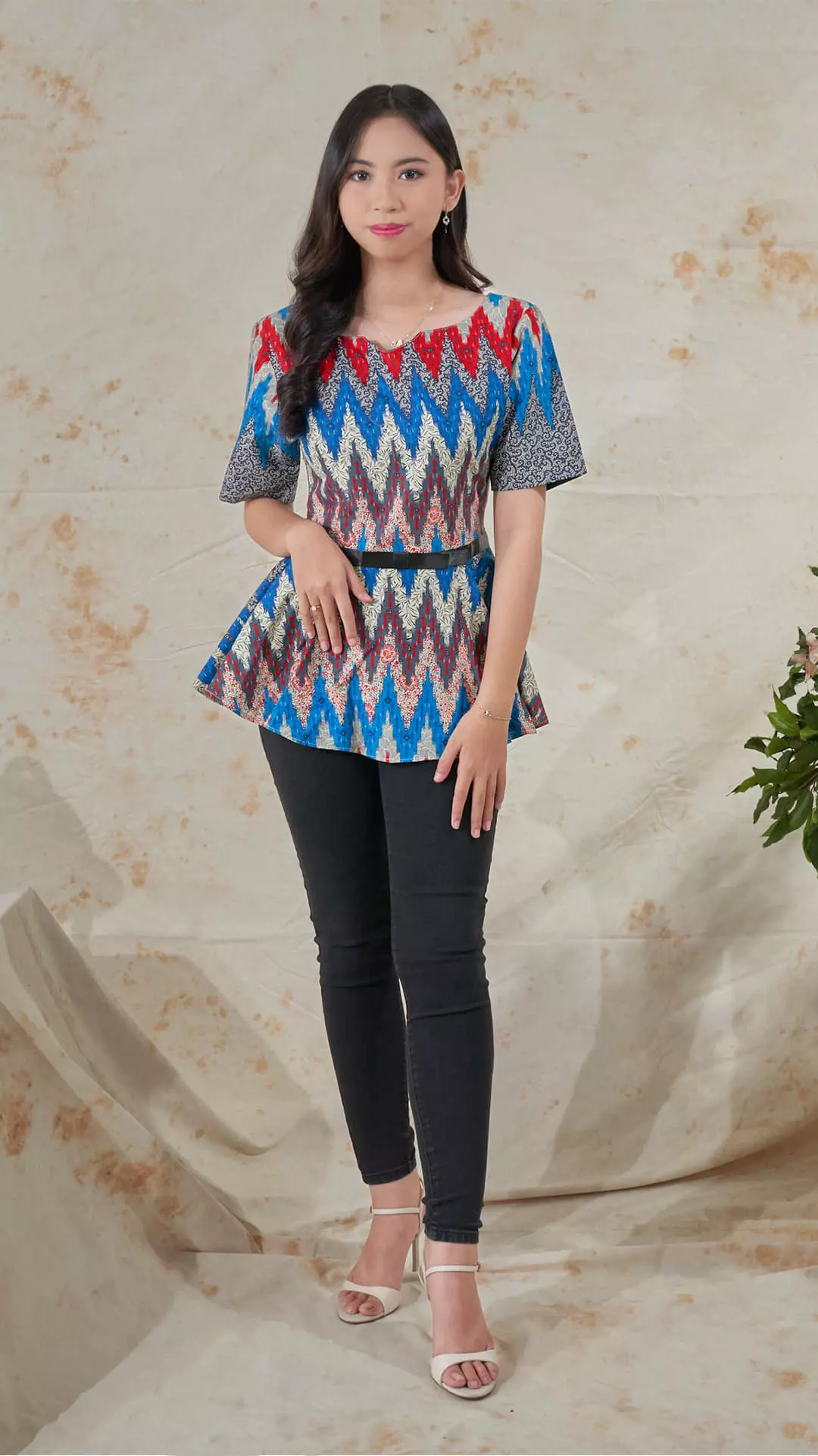 Atasan Batik Wanita Lengan Pendek Majapahit Kombinasi Sabuk Pita Motif 18550