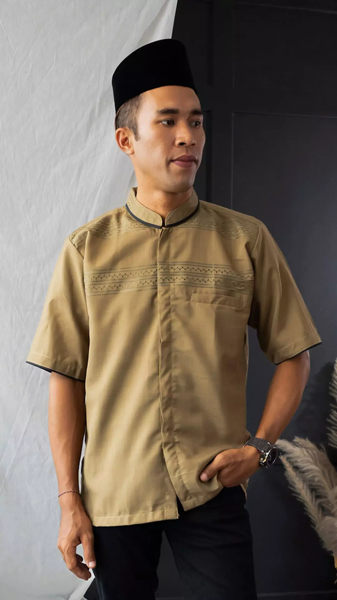 Baju Muslim Dewasa Nur Hafid Lengan Pendek Warna polos Kombinasi Kain Hitam Motif D#2